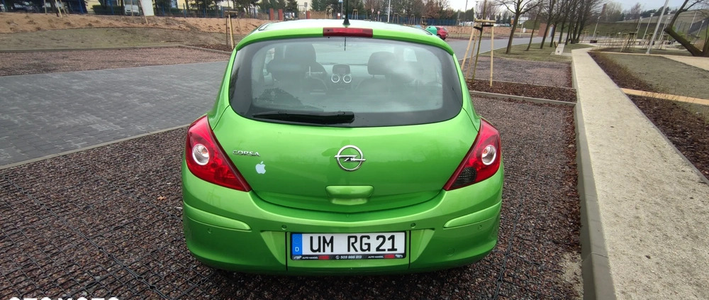 Opel Corsa cena 26900 przebieg: 68000, rok produkcji 2014 z Błonie małe 232